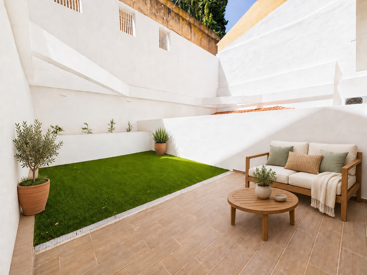Private courtyard